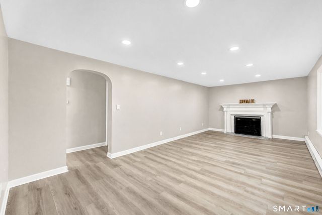 110 Greenwood Drive, Manchester, CT 06042