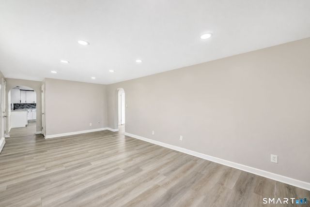 110 Greenwood Drive, Manchester, CT 06042
