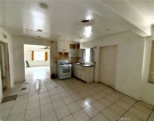 569 Flicker, San Diego, CA 92114