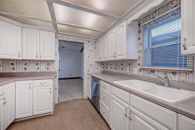 104 SE 2nd Street, Tuttle, OK 73089