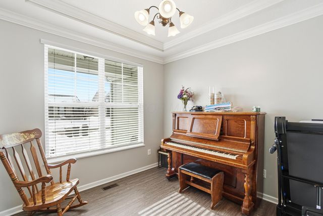 190 Rosewood Loop SW, Commercial Point, OH 43116