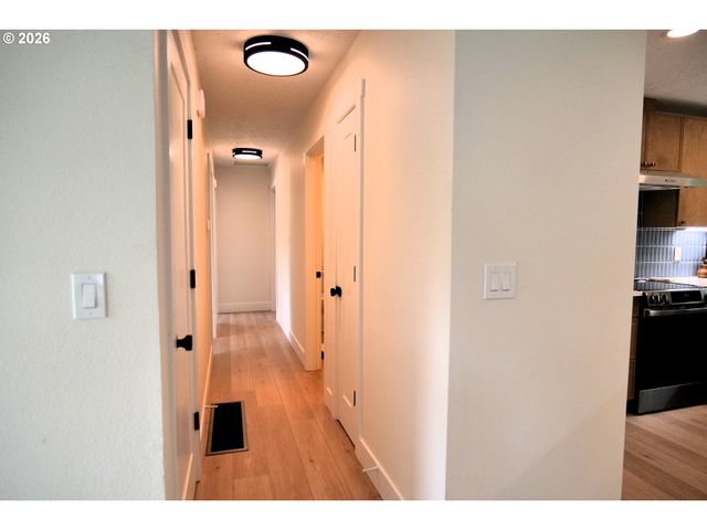 5682 Se BYRON Ct, Milwaukie, OR 97267