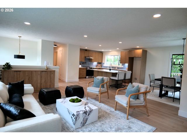 5682 Se BYRON Ct, Milwaukie, OR 97267