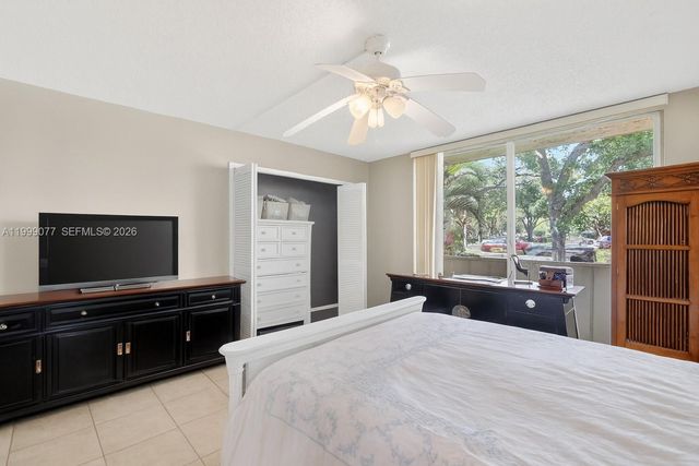 823 Cypress Blvd 104, Pompano Beach, FL 33069