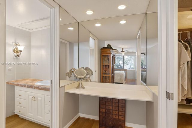 823 Cypress Blvd 104, Pompano Beach, FL 33069