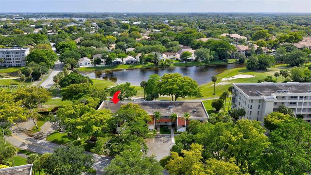 823 Cypress Blvd 104, Pompano Beach, FL 33069