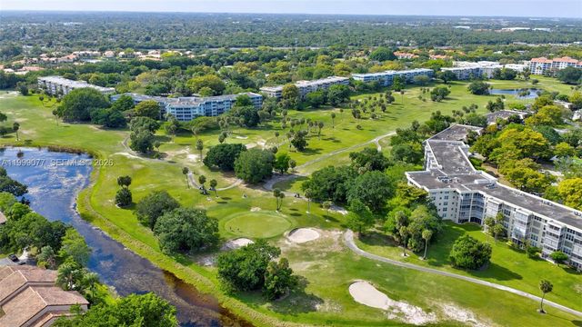 823 Cypress Blvd 104, Pompano Beach, FL 33069