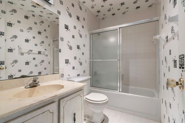 2805 SW 13th Street 37-d, Delray Beach, FL 33445