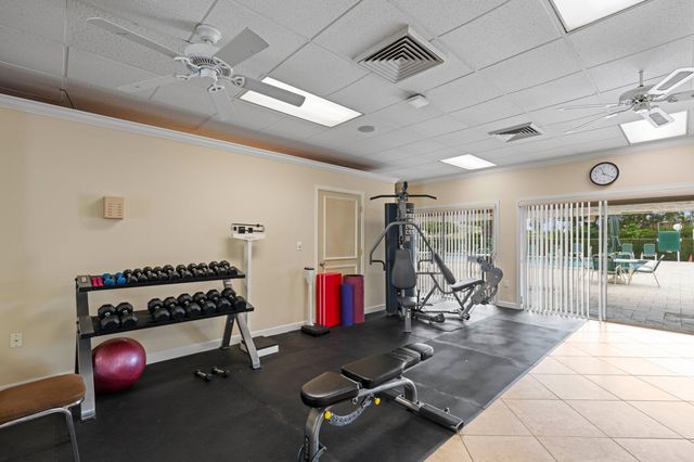 2805 SW 13th Street 37-d, Delray Beach, FL 33445