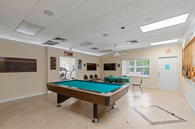2805 SW 13th Street 37-d, Delray Beach, FL 33445