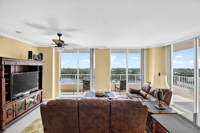 625 Casa Loma Boulevard 1002, Boynton Beach, FL 33435
