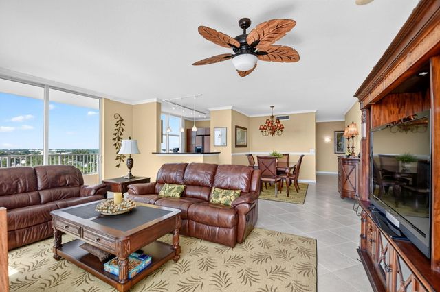 625 Casa Loma Boulevard 1002, Boynton Beach, FL 33435