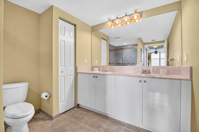 625 Casa Loma Boulevard 1002, Boynton Beach, FL 33435