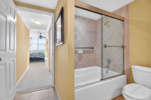 625 Casa Loma Boulevard 1002, Boynton Beach, FL 33435