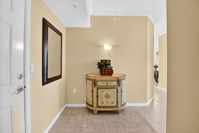 625 Casa Loma Boulevard 1002, Boynton Beach, FL 33435