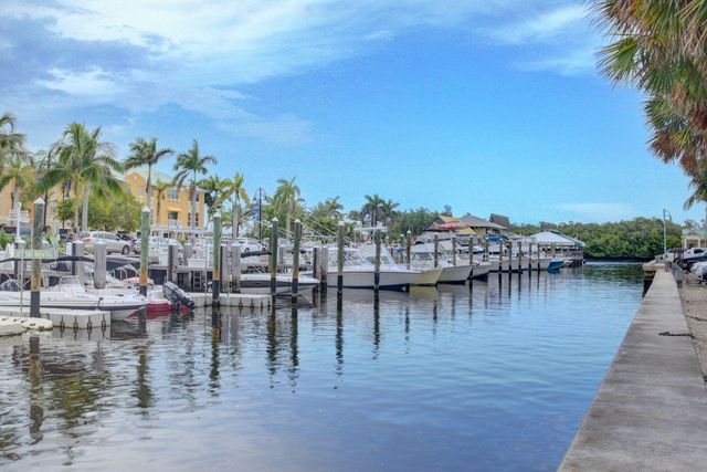 625 Casa Loma Boulevard 1002, Boynton Beach, FL 33435