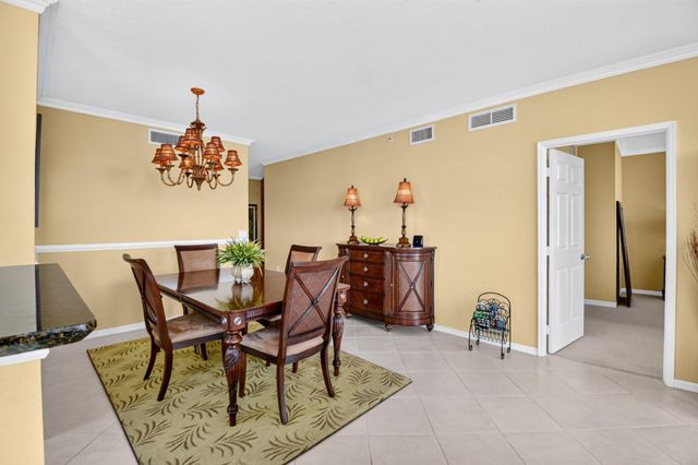 625 Casa Loma Boulevard 1002, Boynton Beach, FL 33435