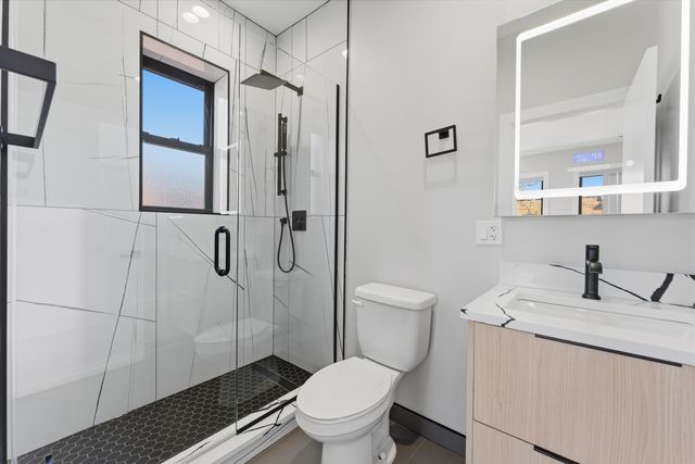 7518 N Eastlake Terrace 2, Chicago, IL 60626