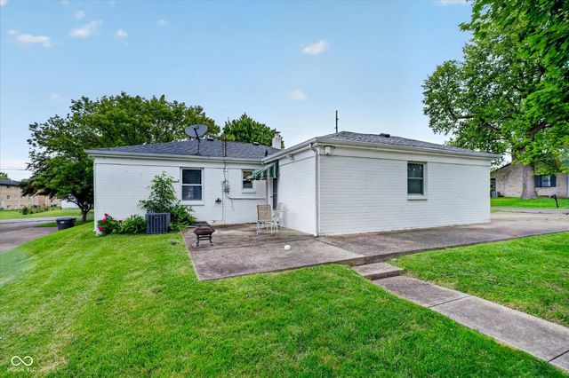 1921 E 10th Street, Anderson, IN 46012