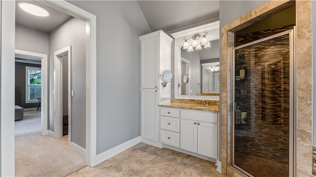 553 Kensington, Cave Springs, AR 72718