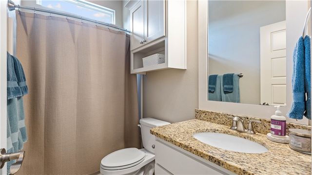 553 Kensington, Cave Springs, AR 72718