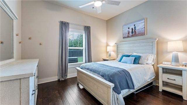 553 Kensington, Cave Springs, AR 72718