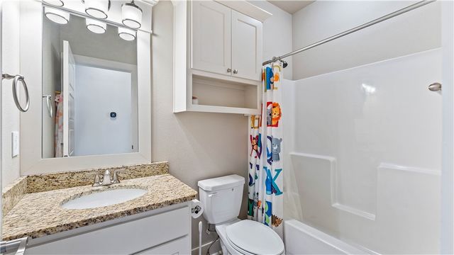 553 Kensington, Cave Springs, AR 72718
