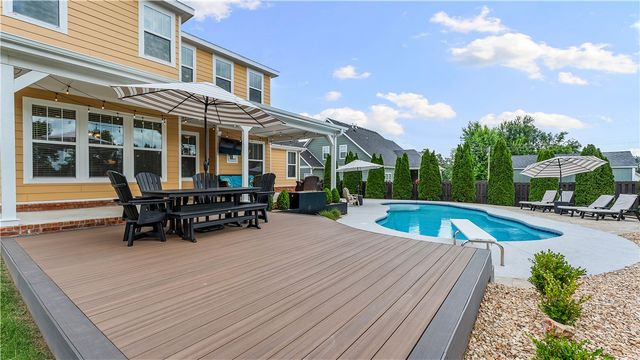553 Kensington, Cave Springs, AR 72718