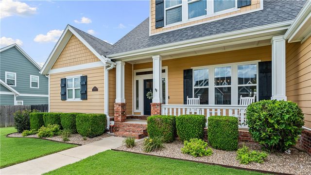 553 Kensington, Cave Springs, AR 72718