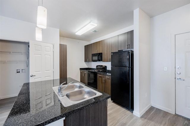 5605 Springdale RD 3-3-3409, Austin, TX 78723