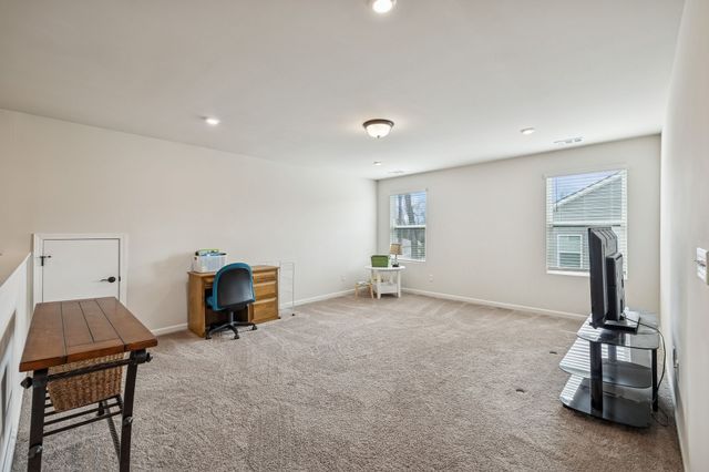 4315 Socata Ct, Cross Plains, TN 37049