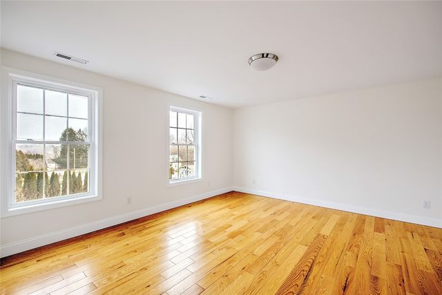 29 Graves Avenue, North Smithfield, RI 02896