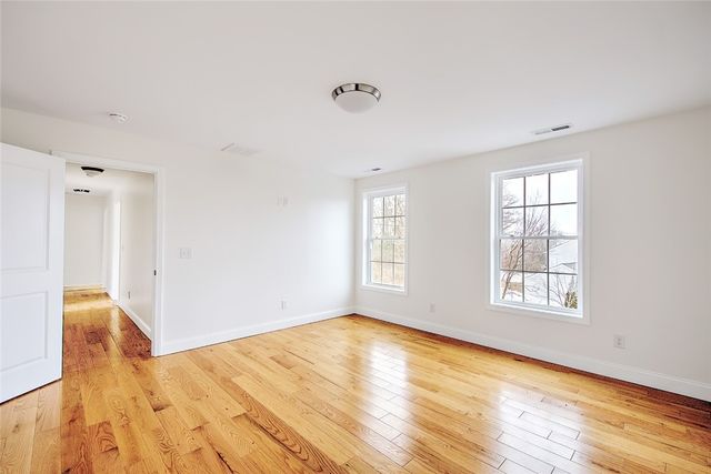 29 Graves Avenue, North Smithfield, RI 02896