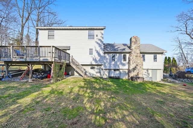 72 Hudson Dr, West Milford Twp., NJ 07480
