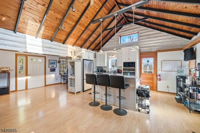 72 Hudson Dr, West Milford Twp., NJ 07480