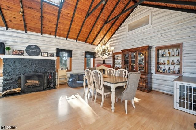 72 Hudson Dr, West Milford Twp., NJ 07480