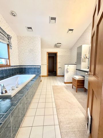 5 Cobblestone Place, Merrimack, NH 03054