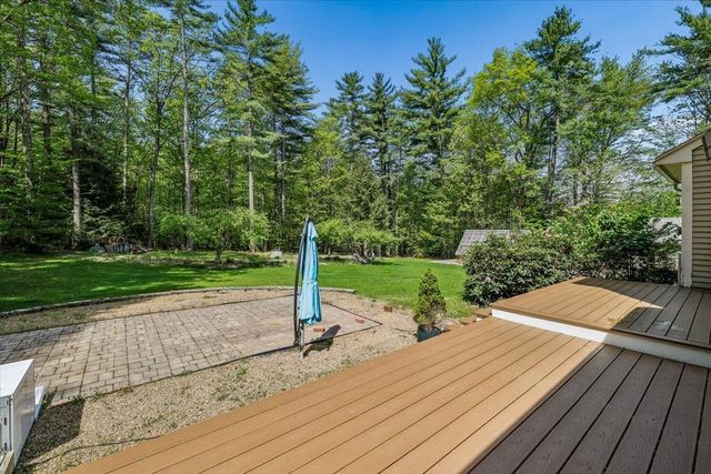 5 Cobblestone Place, Merrimack, NH 03054