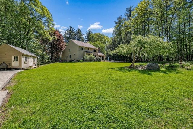 5 Cobblestone Place, Merrimack, NH 03054