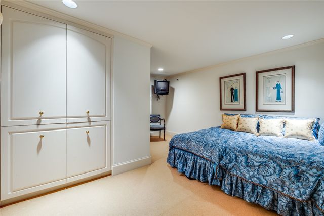 5200 Keller Springs Road 1424 & 1426, Dallas, TX 75248