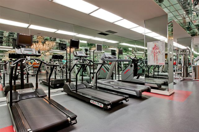 5200 Keller Springs Road 1424 & 1426, Dallas, TX 75248