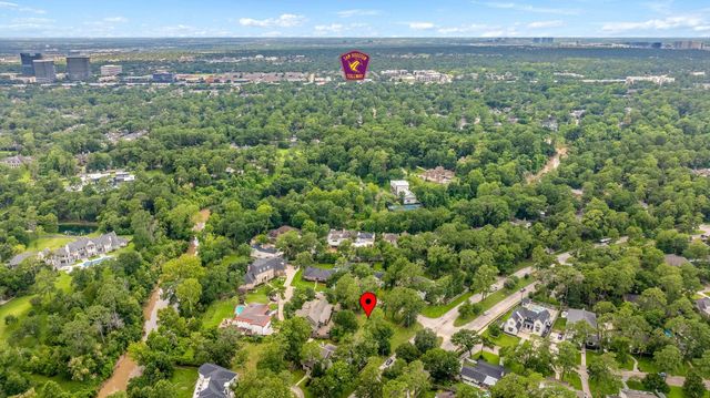 10 Warrenton Drive, Houston, TX 77024