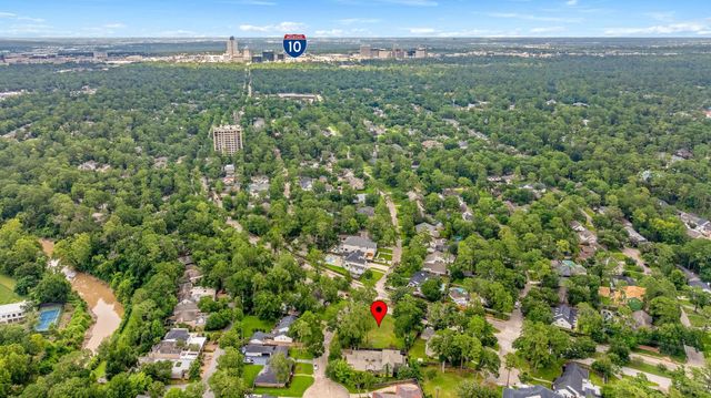 10 Warrenton Drive, Houston, TX 77024