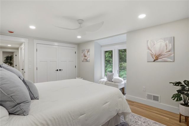 5763 Post Road, East Greenwich, RI 02818