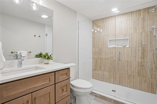 5763 Post Road, East Greenwich, RI 02818