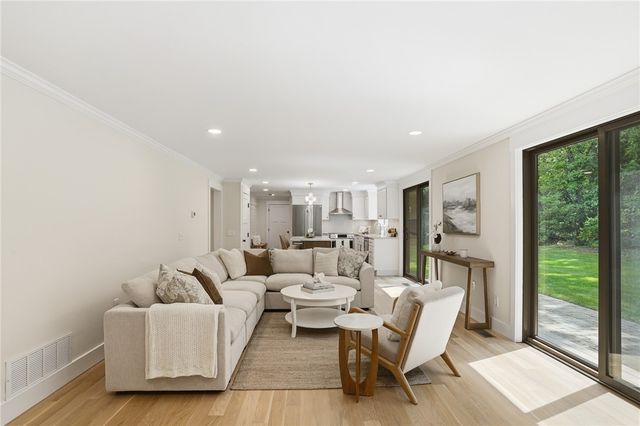 5763 Post Road, East Greenwich, RI 02818