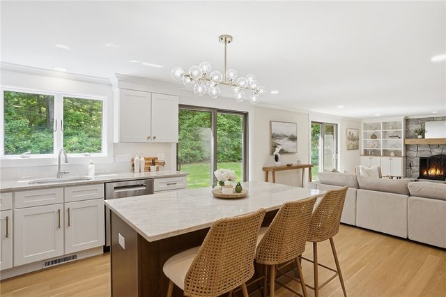 5763 Post Road, East Greenwich, RI 02818