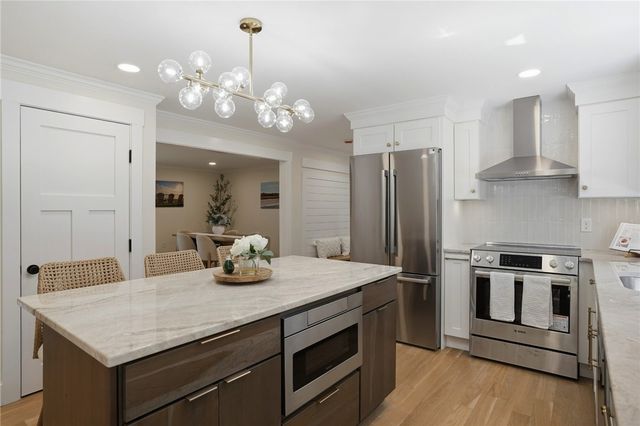 5763 Post Road, East Greenwich, RI 02818