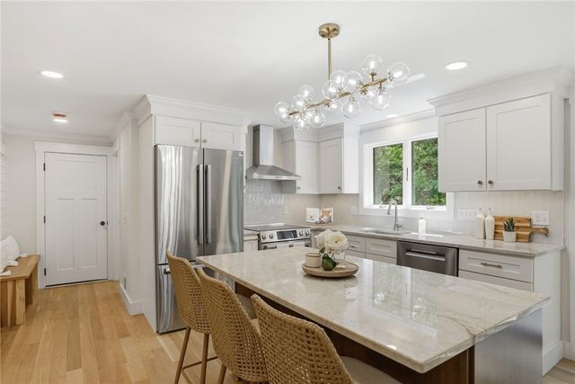 5763 Post Road, East Greenwich, RI 02818