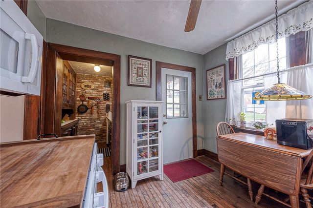 451 Walnut St, Blawnox, PA 15238